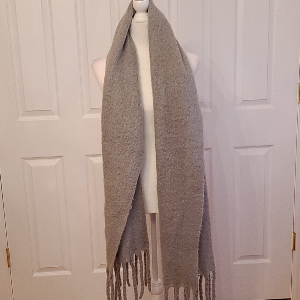 Gray winter scarf